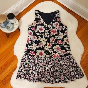 BANANA REPUBLIC Cocktail Dress Size 4 Sleeveless,Navy Blue Pink Floral Print